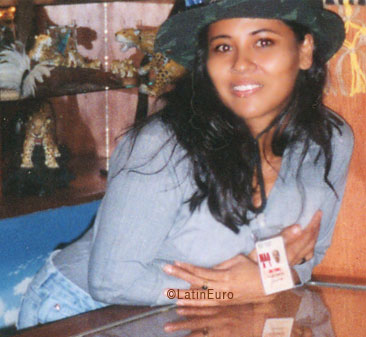 Date this sensual Brazil girl Cleonice from MANAUS B5708