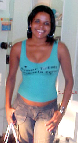 Date this voluptuous Brazil girl Cristiane from SALVADOR B5779