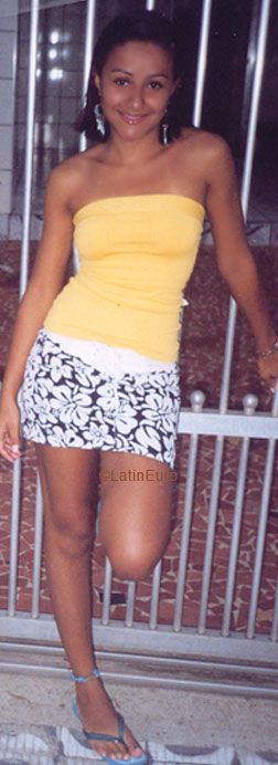 Date this voluptuous Brazil girl Samira from JARDIM B5838
