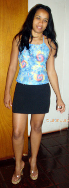 Date this funny Brazil girl Livea from BRASILIA B5866