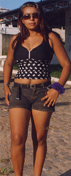 Date this beautiful Brazil girl Danielle from NATAL B5896