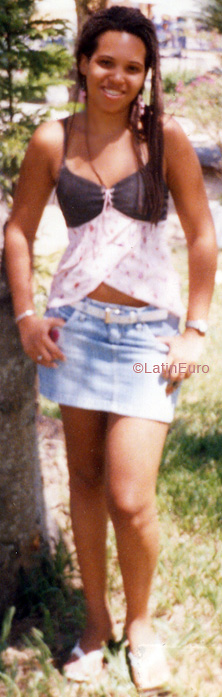 Date this young Brazil girl Ana from GUARAPARI B5915