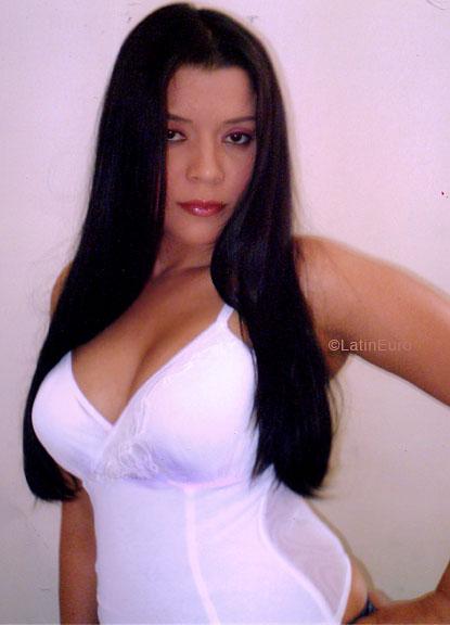 Date this young Brazil girl Tania from CUIABA B5935