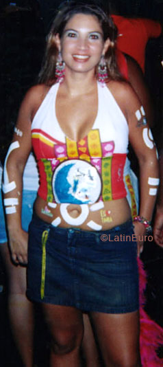 Date this voluptuous Brazil girl Aline from RECIFE B5941