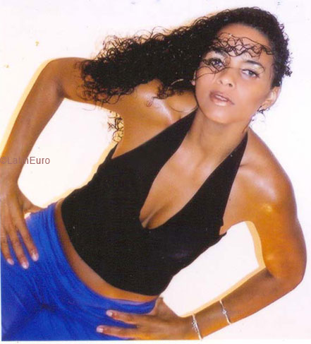 Date this young Brazil girl Rita from SALVADOR B5974