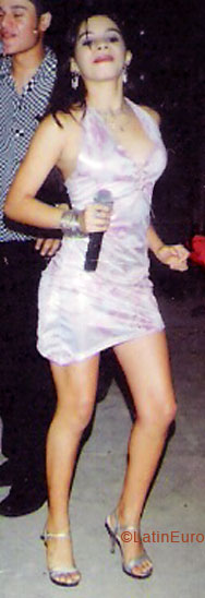 Date this happy Brazil girl Carla from ITABUNA B5993