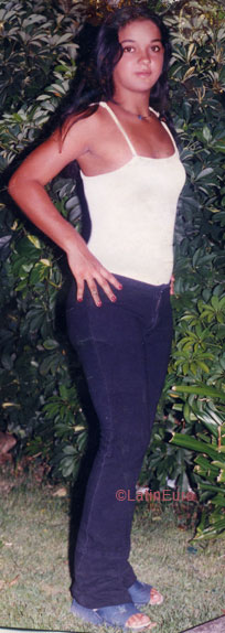 Date this foxy Brazil girl Silvana from RECIFE B6001