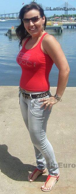 Date this athletic Brazil girl Edilene from Natal B604