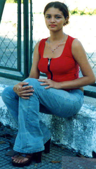 Date this georgeous Brazil girl Francisca from FORTALEZA B6073