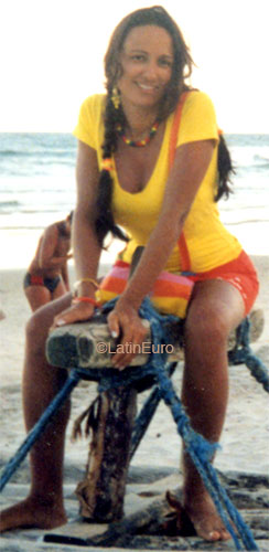 Date this tall Brazil girl Frilda from PATOS DE MINAS B6161