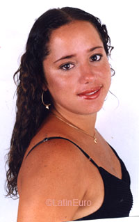 Date this good-looking Brazil girl Rafaella from PAULISTA B6200