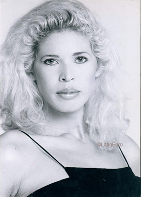 Date this happy Brazil girl Edineide from SAO PAULO B6472