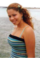 Date this voluptuous Brazil girl Lorenn from  B6477