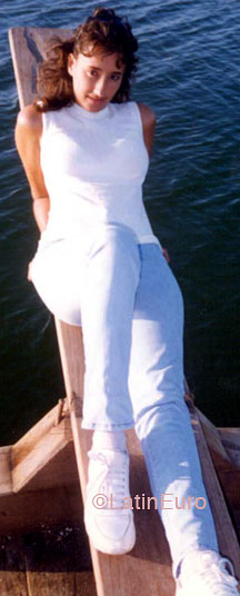 Date this gorgeous Brazil girl Rosimeire from  B6562