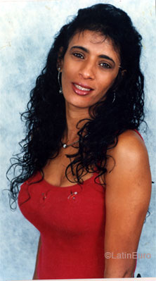 Date this sultry Brazil girl Sivana from RIBEIRAO PRETO B6575