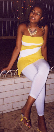 Date this nice looking Brazil girl Cristiane from SANTOS B6618