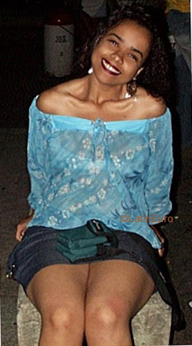 Date this young Brazil girl Juliana from BELO HORIZONTE B6721