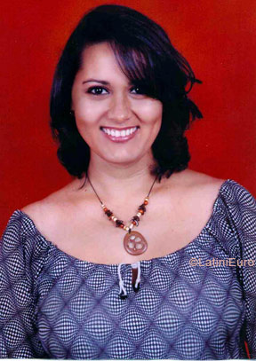 Date this georgeous Brazil girl Nicinha from CUIABA B6730