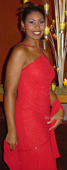 Date this good-looking Brazil girl Ronilda from CORONEL FABRICIANO B6731