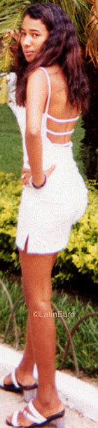 Date this good-looking Brazil girl Laudiceia from JARDIM B6736