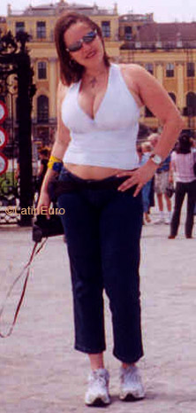 Date this attractive Brazil girl Sheila from RIO DE JANEIRO B6767