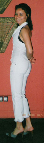 Date this happy Brazil girl Silvana from SAO PAULO B6855