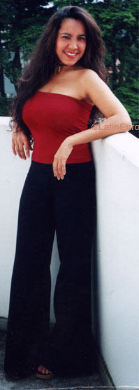 Date this hard body Brazil girl Josefa from SAO PAULO B6920