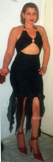 Date this athletic Brazil girl Erika from SAO PAULO B6921