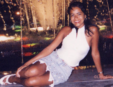 Date this lovely Brazil girl Joelma from ARACAJU B6962