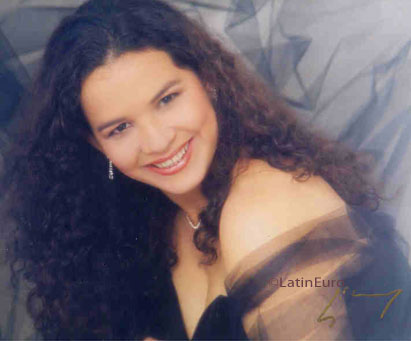 Date this pretty Brazil girl Luciana from FORTALEZA B7121