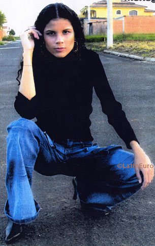 Date this cute Brazil girl Mariana from PIRACICABA B7141