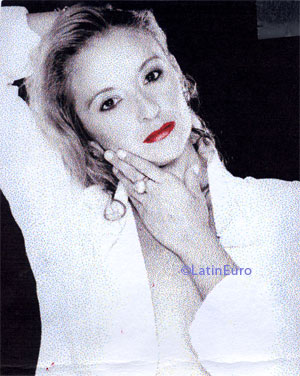 Date this lovely Brazil girl Rivania from SAO PAULO B7174