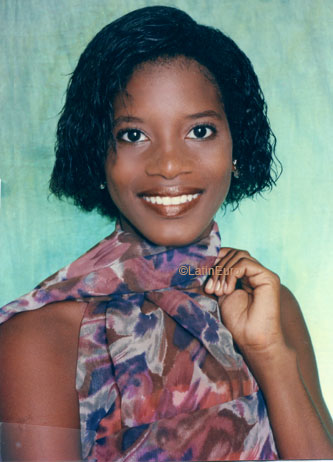 Date this attractive Brazil girl Alina from RECIFE B7274