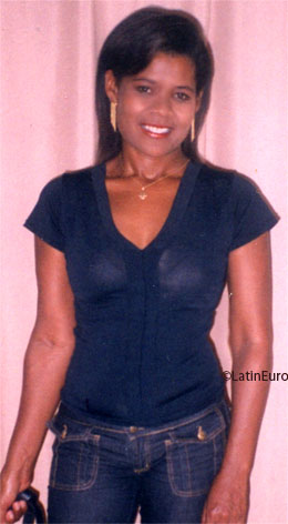 Date this cute Brazil girl Ednalva from GOIANA B7429
