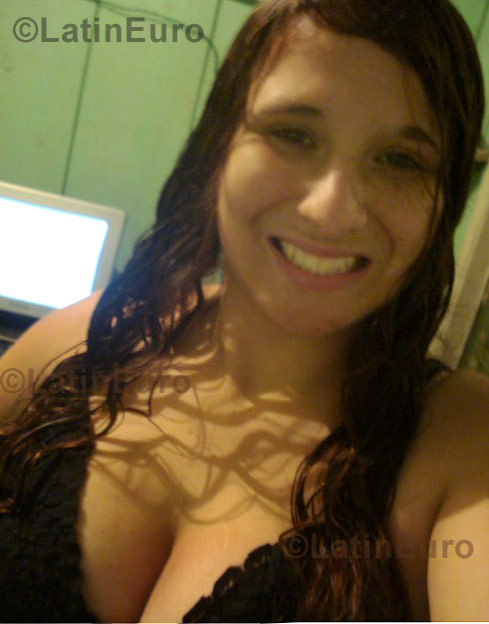Date this lovely Brazil girl Danila from Ourinhos B744
