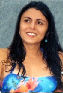 Date this attractive Brazil girl Ana from FORTALEZA B7517