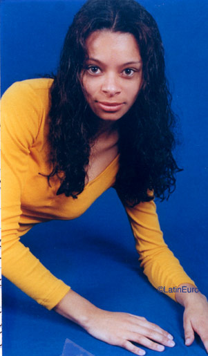 Date this hard body Brazil girl Tatiana from RIBEIRAO PIRES B7527