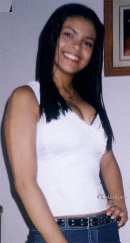 Date this hard body Brazil girl Iris from  B7603