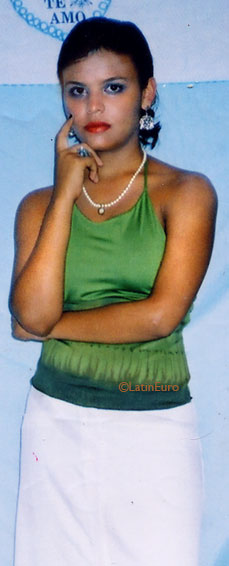 Date this tall Brazil girl Karollaine from RECIFE B7632