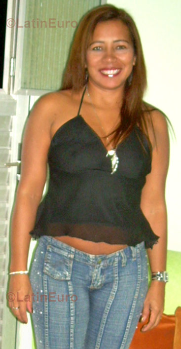 Date this cute Brazil girl Sheyla from Manaus B773