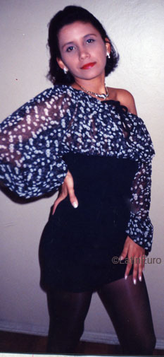 Date this beautiful Brazil girl Elilia from CAXIAS DO SUL B7750
