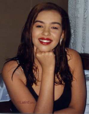 Date this sultry Brazil girl Cristiane from SAO PAULO B7789