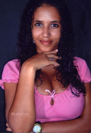 Date this pretty Brazil girl Luana from RECIFE B7809