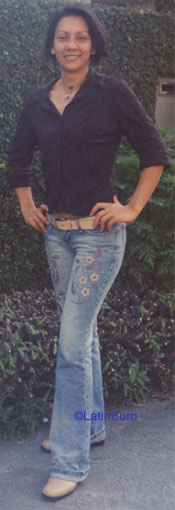 Date this charming Brazil girl Maria from SAO PAULO B7856