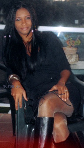 Date this tall Brazil girl Luciana from  B7922