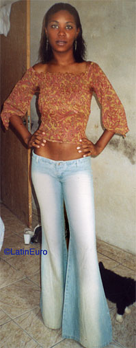 Date this stunning Brazil girl Gladys from SAO PAULO B7933