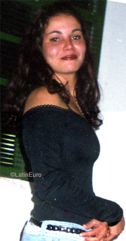 Date this beautiful Brazil girl Ceila from BAURU B8044