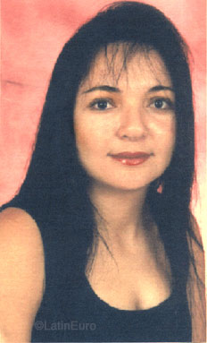 Date this gorgeous Brazil girl Lidia from BRASILIA B8197