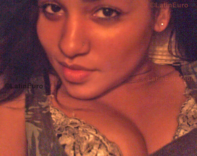 Date this hard body Brazil girl Maria from Sao Paulo B822