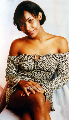 Date this beautiful Brazil girl Barbara from FEIRA DE SANTANA B8266